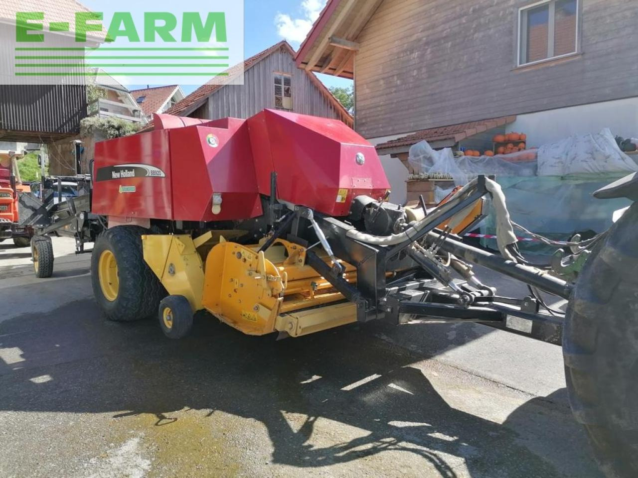 New Holland BB 920 - Baler persegi: gambar 1 New Holland BB 920 - Baler persegi: gambar 1