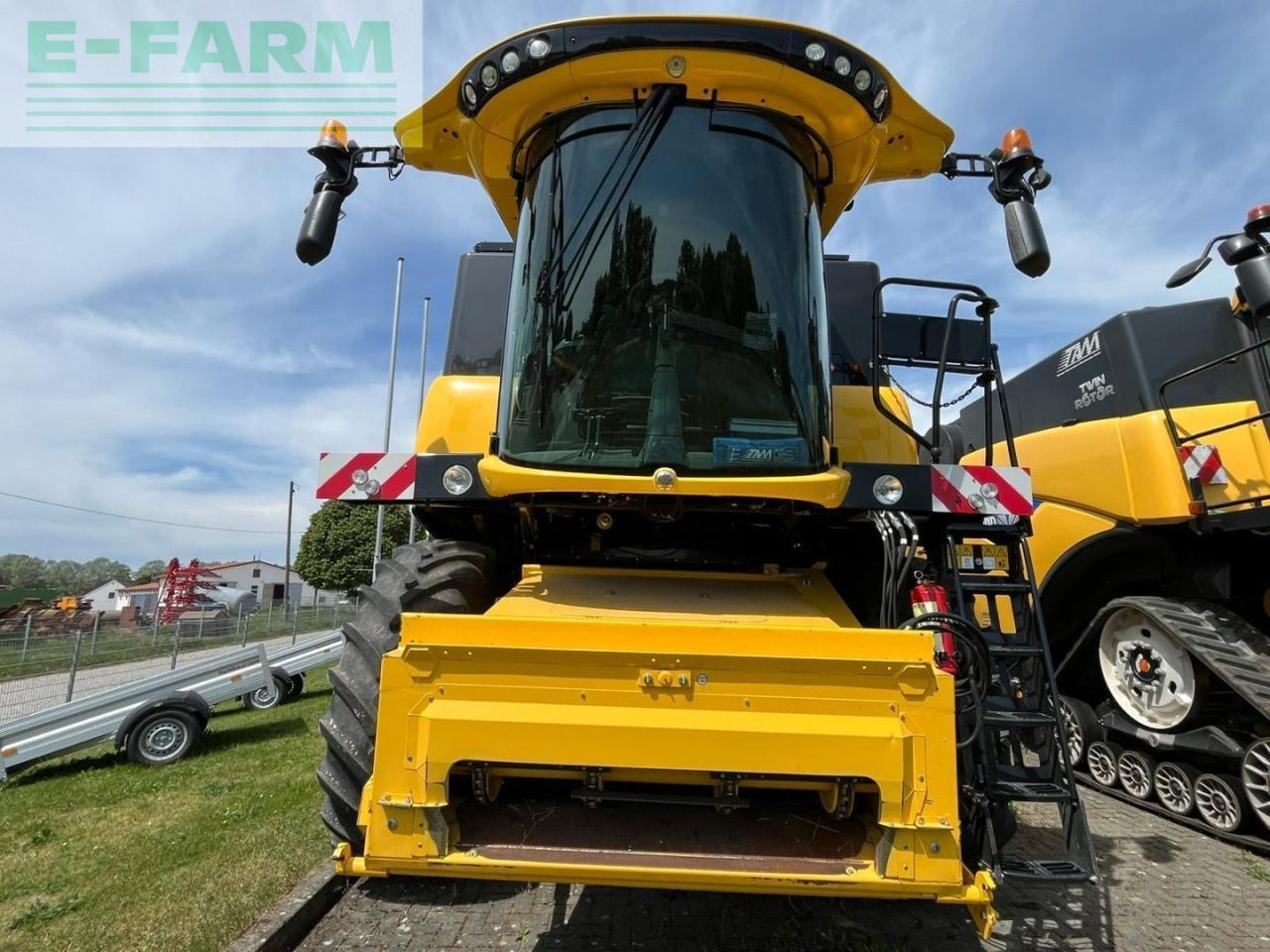 New Holland CX 6.90 - Pemanen gabungan: gambar 3 New Holland CX 6.90 - Pemanen gabungan: gambar 3