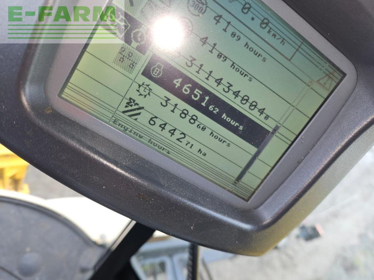 Pemanen gabungan New Holland CX 860: gambar 11 Pemanen gabungan New Holland CX 860: gambar 11