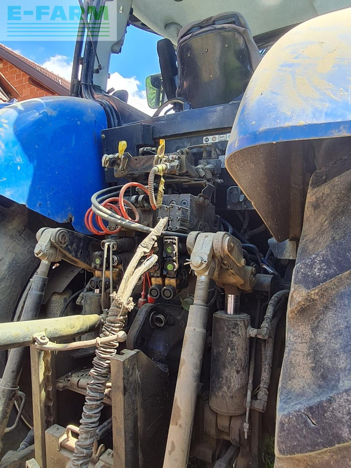 New Holland T7050 - Traktor: gambar 2 New Holland T7050 - Traktor: gambar 2