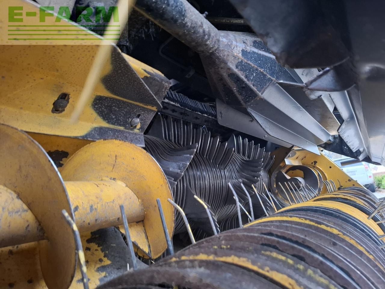 New Holland bb 950a / bb950a - Baler persegi: gambar 5 New Holland bb 950a / bb950a - Baler persegi: gambar 5