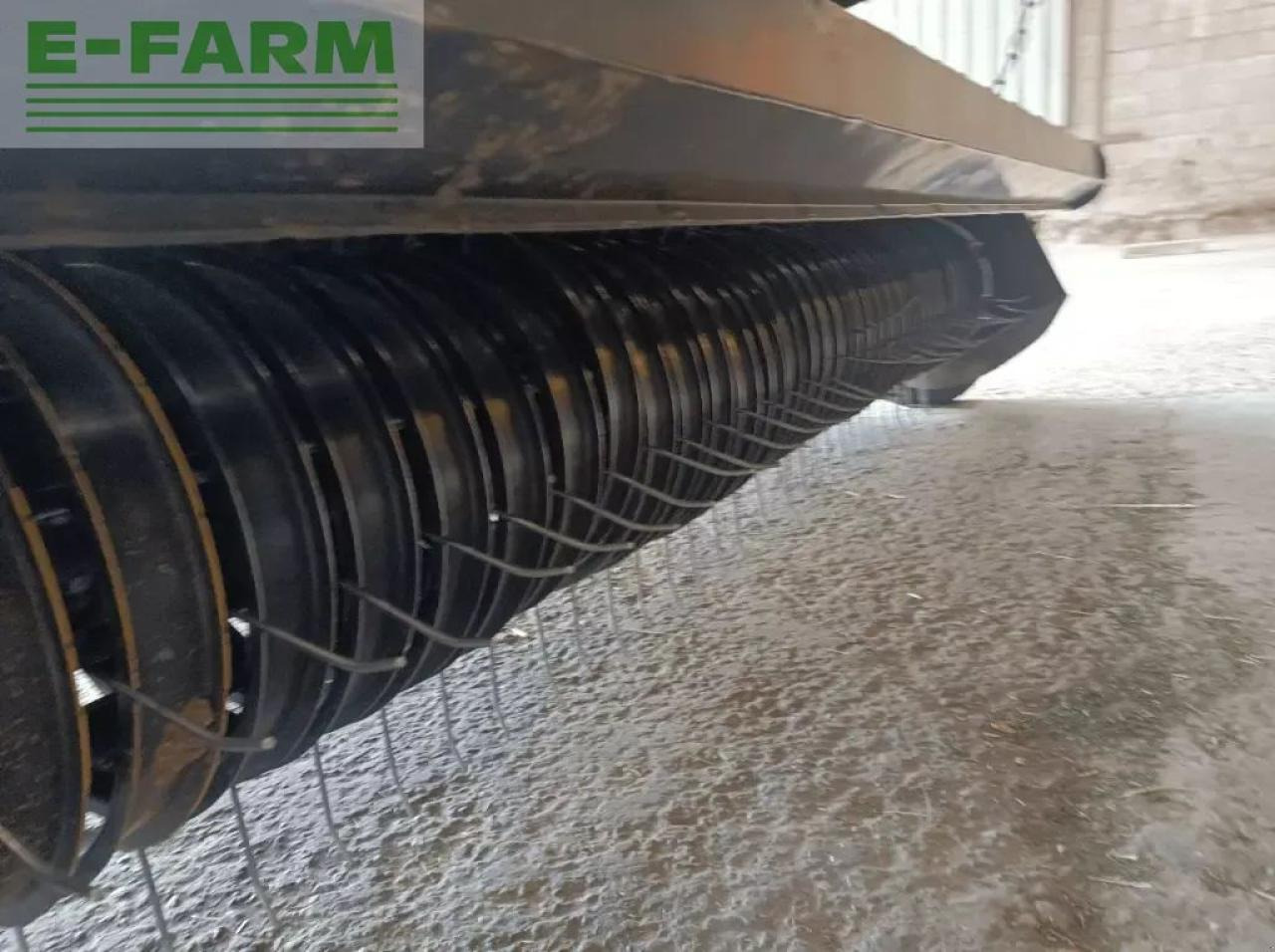 New Holland br7070 crop cutter - Baler persegi: gambar 4 New Holland br7070 crop cutter - Baler persegi: gambar 4