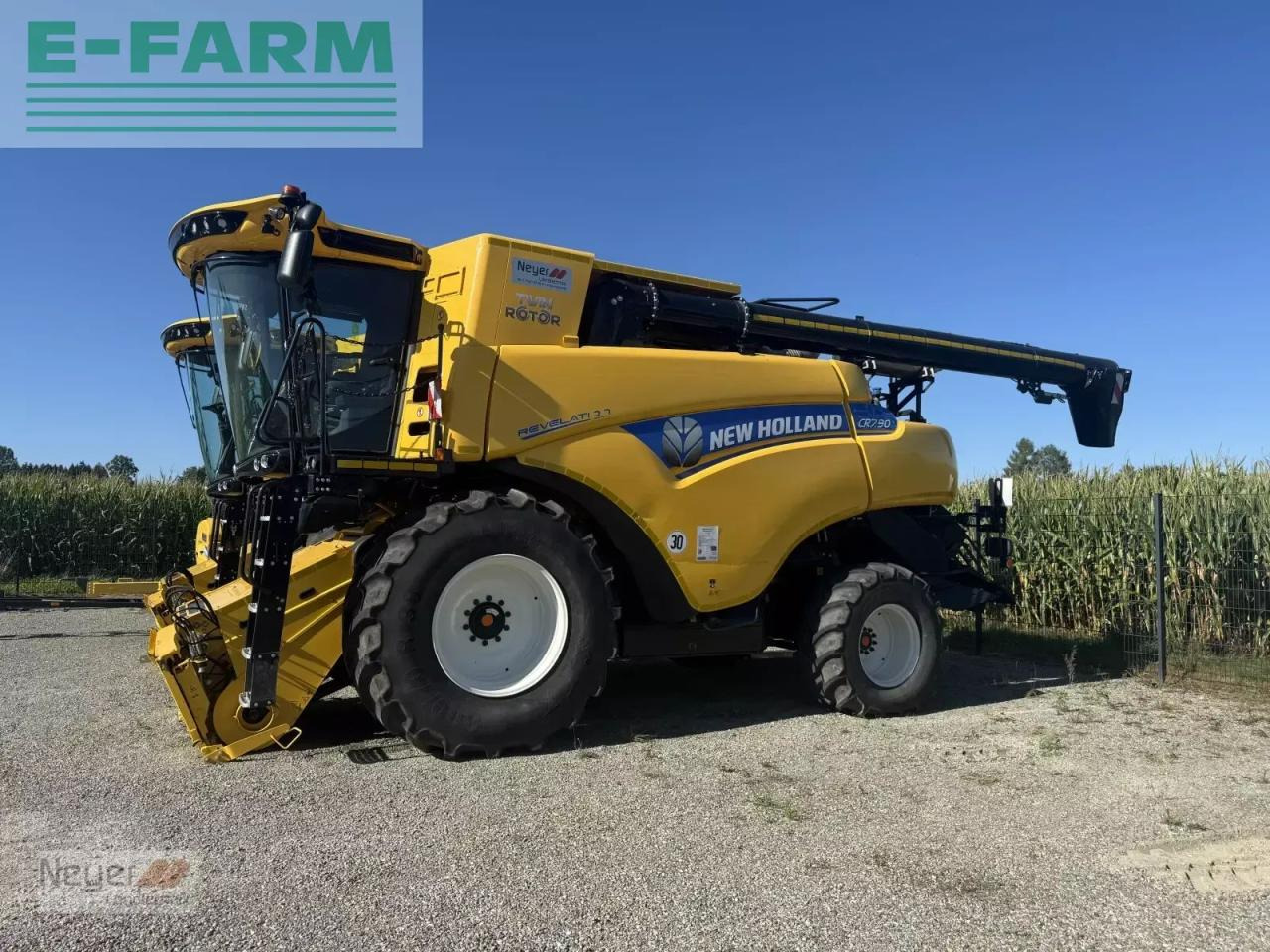 New Holland cr 7.90 - Pemanen gabungan: gambar 1 New Holland cr 7.90 - Pemanen gabungan: gambar 1