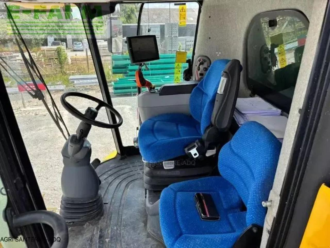 New Holland cr 8070 - Pemanen gabungan: gambar 4 New Holland cr 8070 - Pemanen gabungan: gambar 4