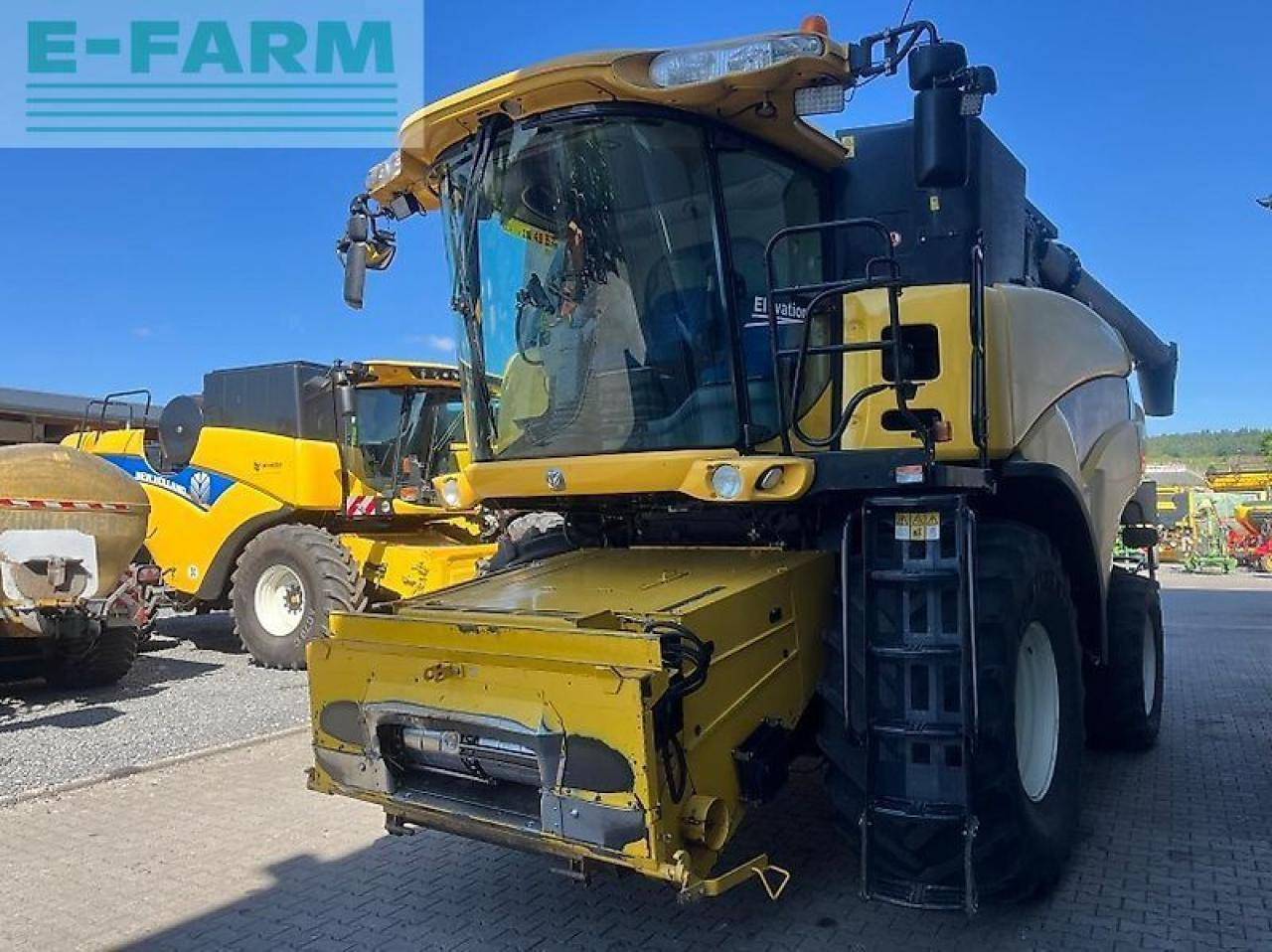New Holland cr 9070 elevation - Pemanen gabungan: gambar 2 New Holland cr 9070 elevation - Pemanen gabungan: gambar 2