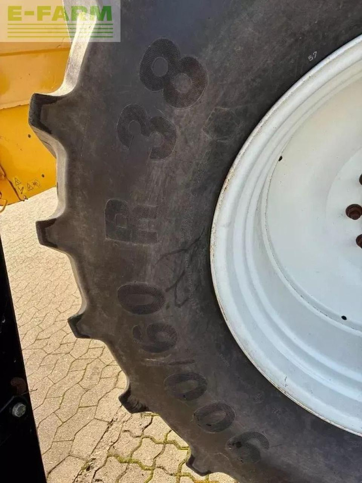 Pemanen gabungan New Holland cr 9080: gambar 15