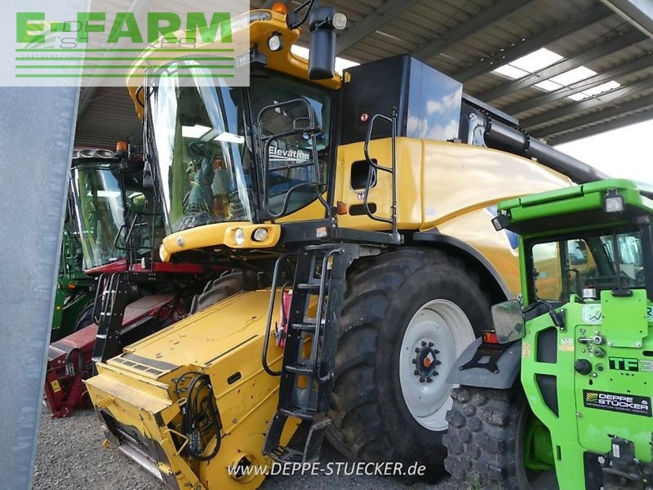 New Holland cr 9090 elevation - Pemanen gabungan: gambar 1 New Holland cr 9090 elevation - Pemanen gabungan: gambar 1