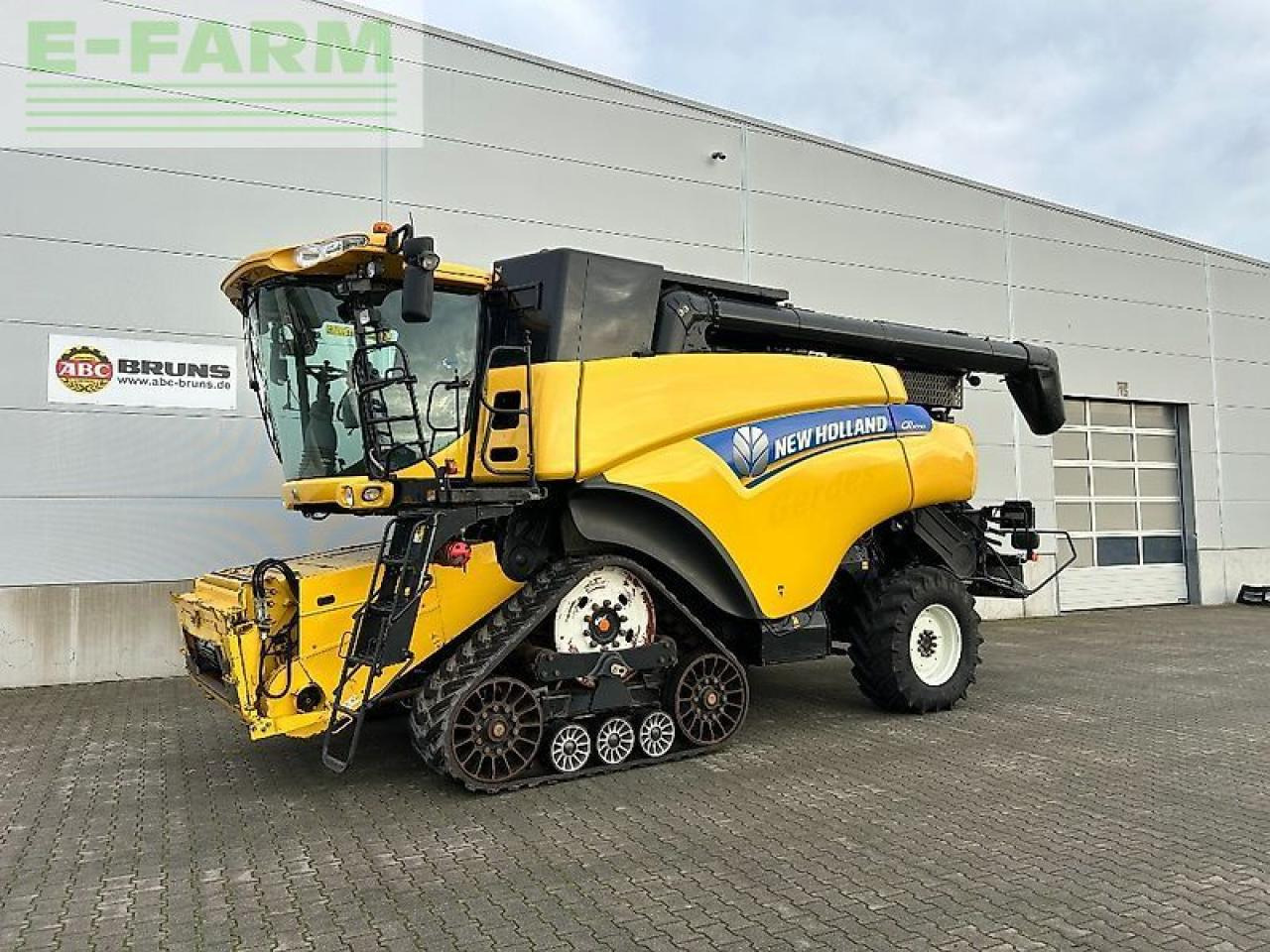 New Holland cr 9090 raupe scr - Pemanen gabungan: gambar 2 New Holland cr 9090 raupe scr - Pemanen gabungan: gambar 2