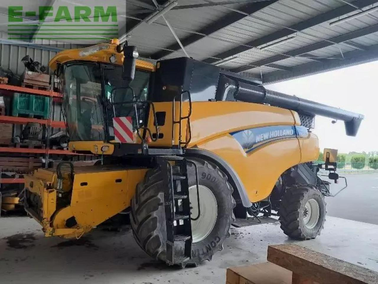 New Holland cr9080 - Pemanen gabungan: gambar 2 New Holland cr9080 - Pemanen gabungan: gambar 2