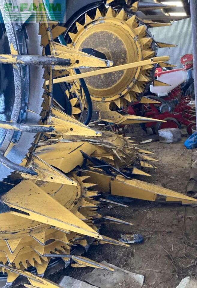 New Holland fr 550 - Pemanen hijauan: gambar 4 New Holland fr 550 - Pemanen hijauan: gambar 4