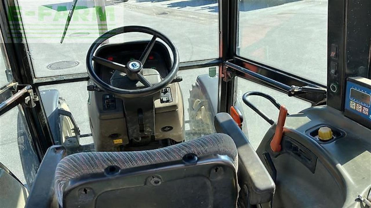 New Holland l65 - Traktor: gambar 5 New Holland l65 - Traktor: gambar 5