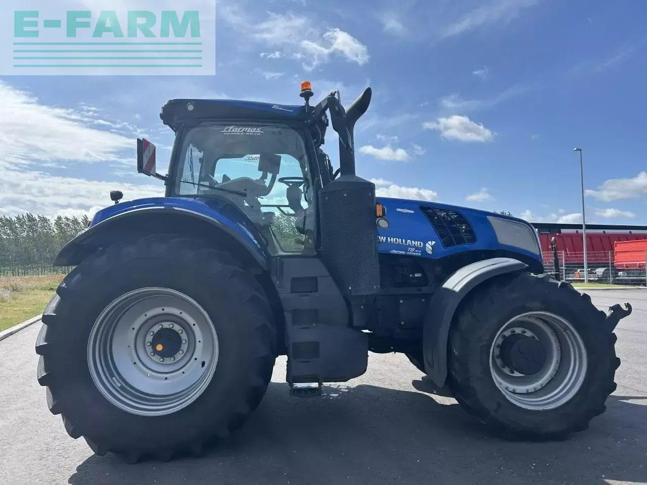 New Holland nh t 8.410 - Traktor: gambar 5 New Holland nh t 8.410 - Traktor: gambar 5