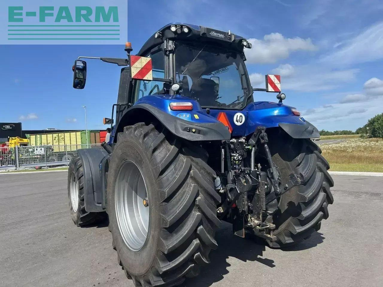 New Holland nh t 8.410 - Traktor: gambar 3 New Holland nh t 8.410 - Traktor: gambar 3