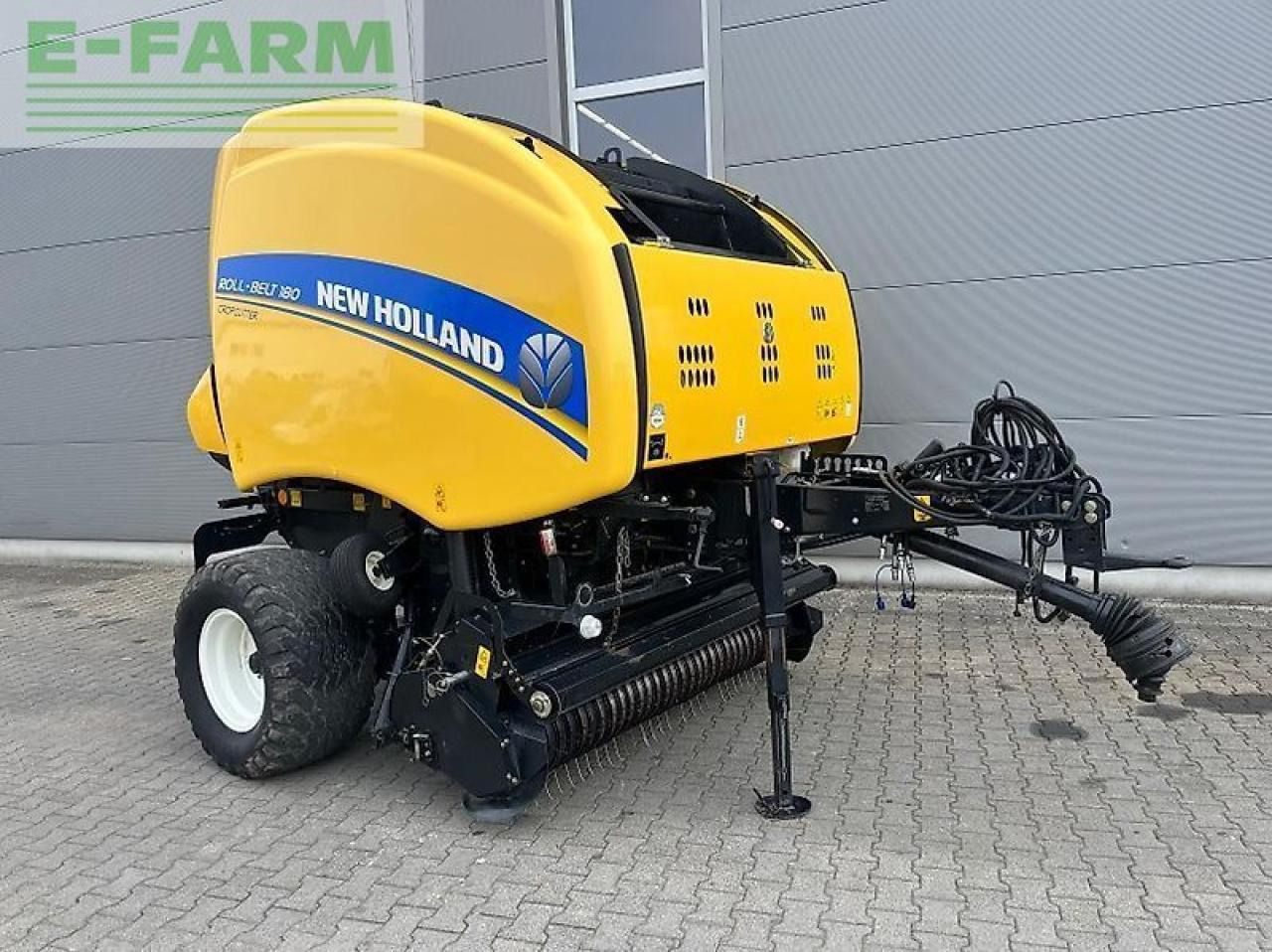 New Holland rb 180 c - Baler persegi: gambar 1 New Holland rb 180 c - Baler persegi: gambar 1