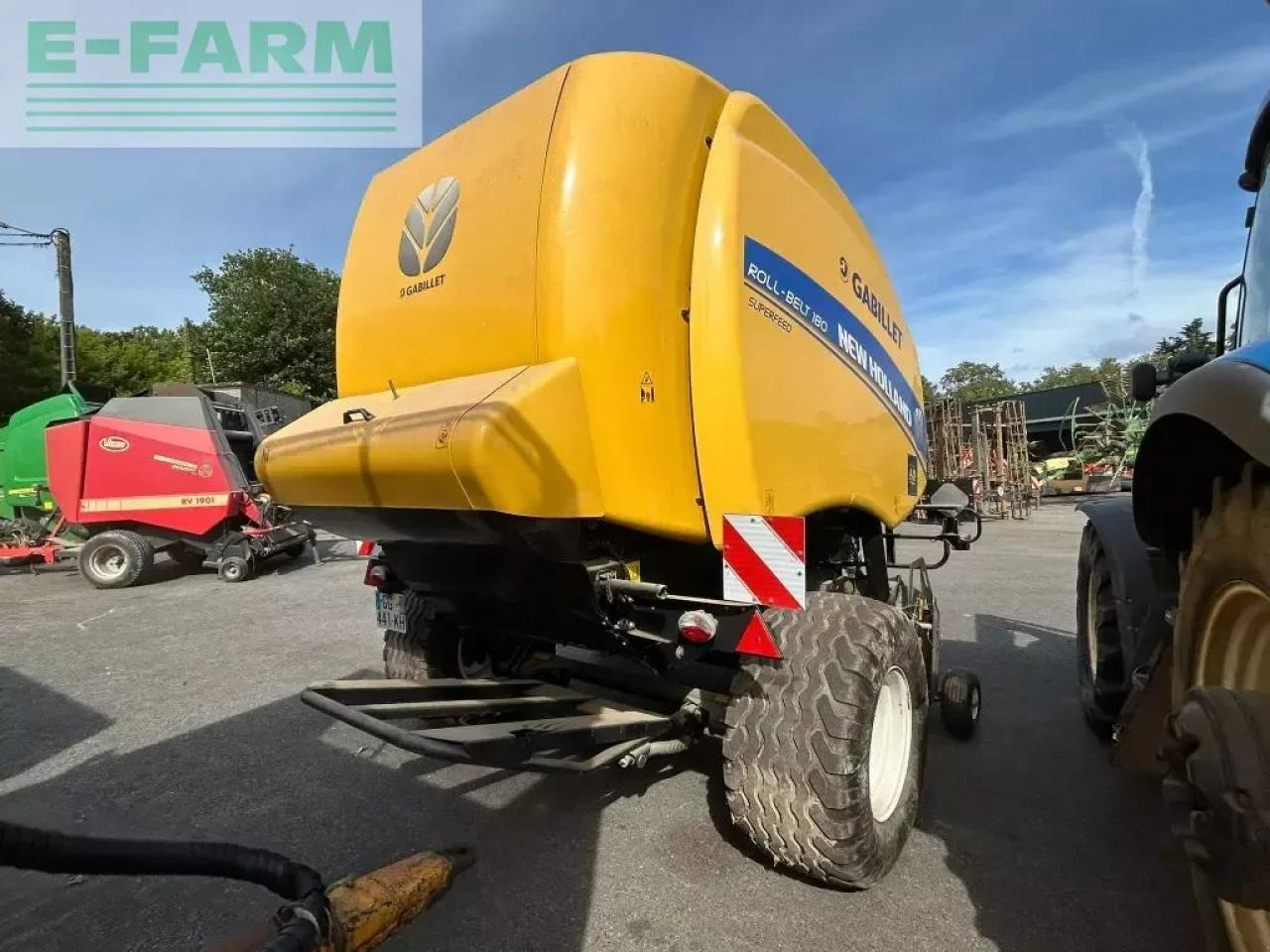 New Holland roll-belt180 - Baler persegi: gambar 3 New Holland roll-belt180 - Baler persegi: gambar 3