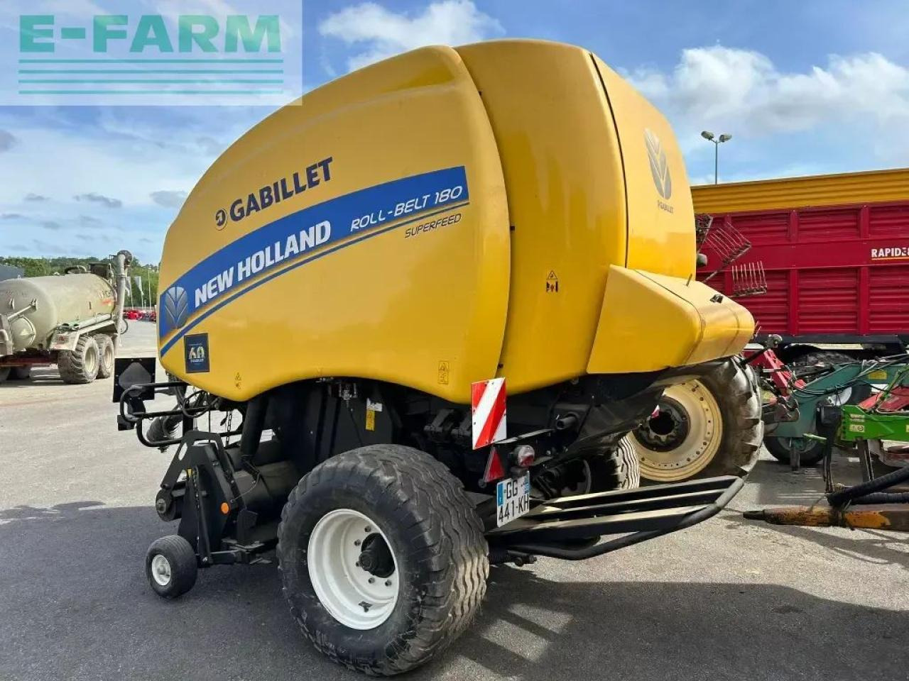 New Holland roll-belt180 - Baler persegi: gambar 4 New Holland roll-belt180 - Baler persegi: gambar 4