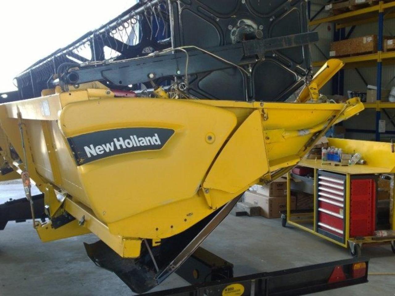 New Holland schneidwerk 7,32 m - Header biji-bijian: gambar 4 New Holland schneidwerk 7,32 m - Header biji-bijian: gambar 4
