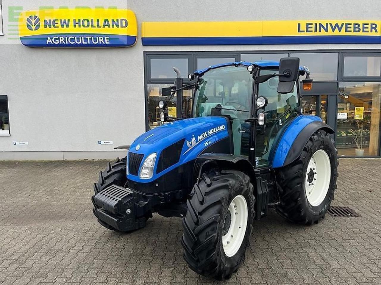New Holland t 5.95 - Traktor: gambar 1 New Holland t 5.95 - Traktor: gambar 1