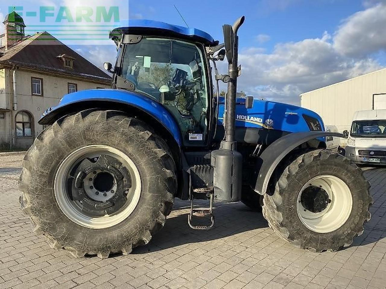 New Holland t 7.220 ac - Traktor: gambar 2 New Holland t 7.220 ac - Traktor: gambar 2