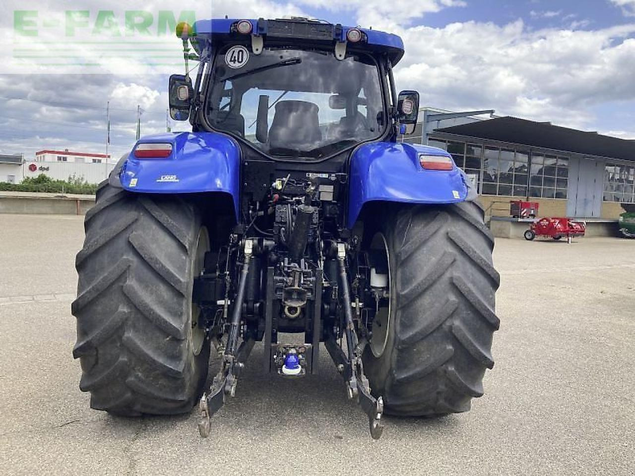 New Holland t 7.250 - Traktor: gambar 5 New Holland t 7.250 - Traktor: gambar 5