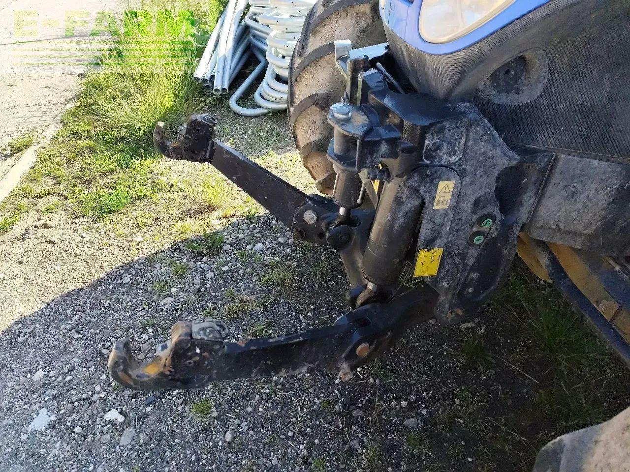 New Holland t 7.250 sw - Traktor: gambar 5 New Holland t 7.250 sw - Traktor: gambar 5
