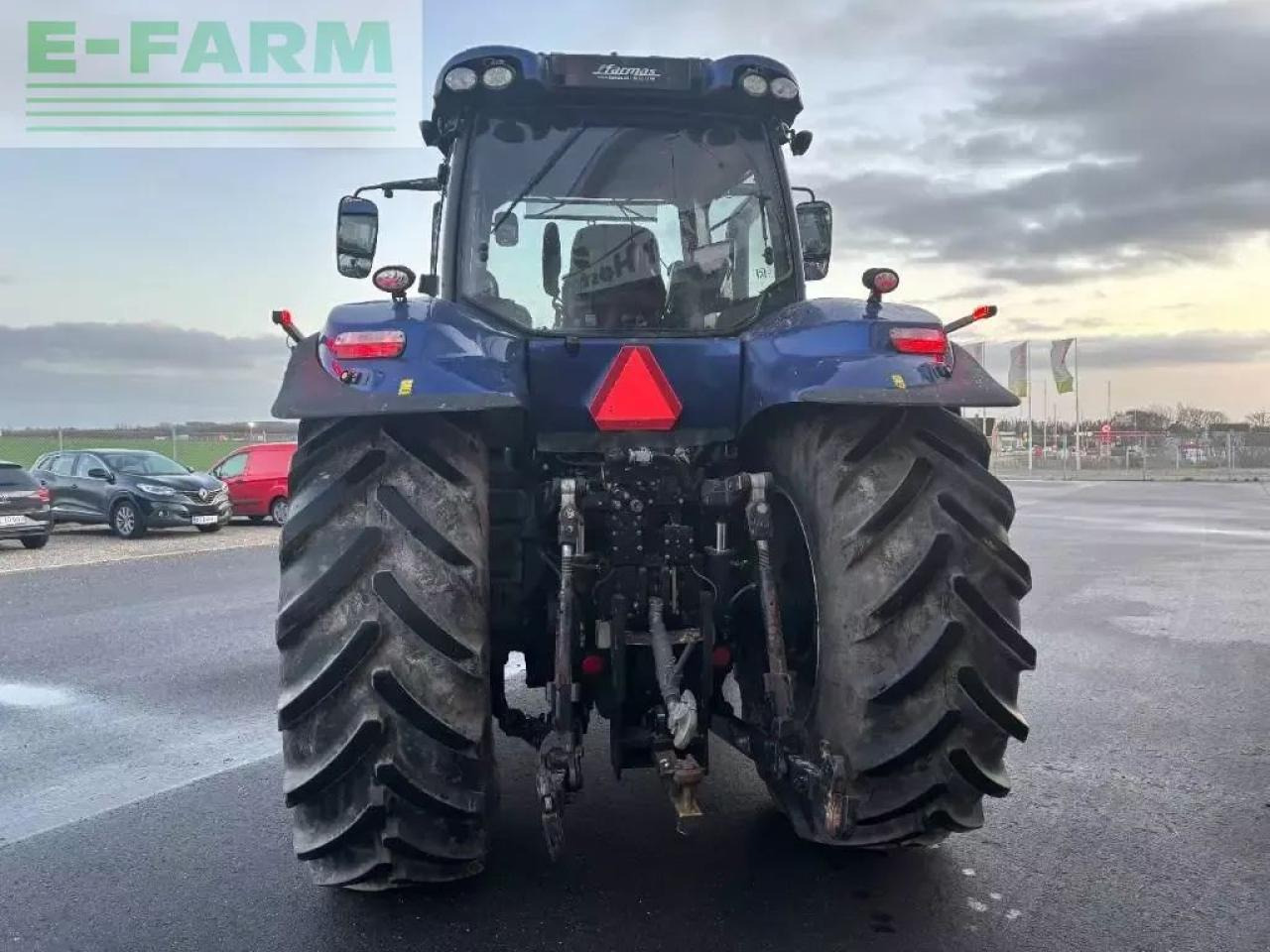 New Holland t 8.410 - Traktor: gambar 3 New Holland t 8.410 - Traktor: gambar 3