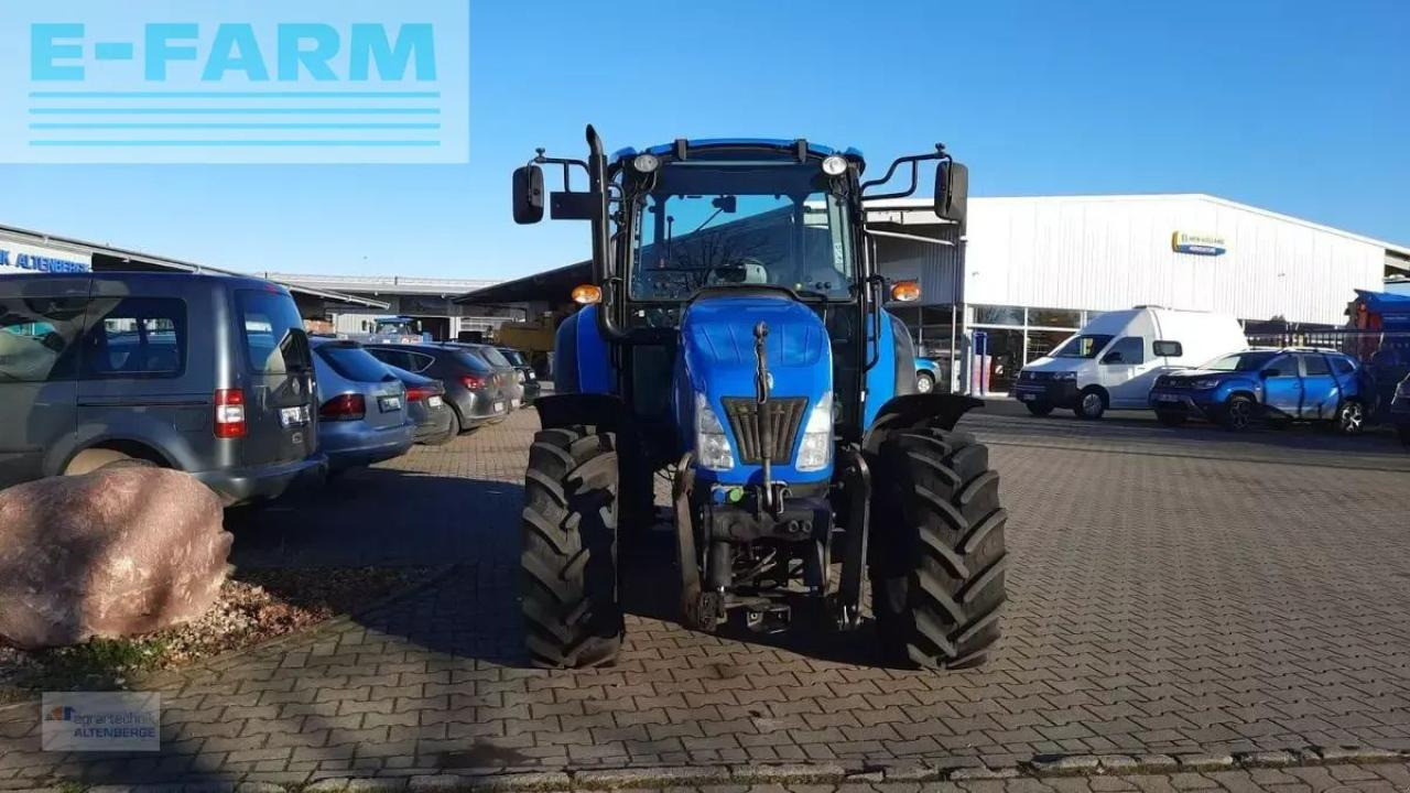New Holland t4.55 powerstar Powerstar - Traktor: gambar 4 New Holland t4.55 powerstar Powerstar - Traktor: gambar 4