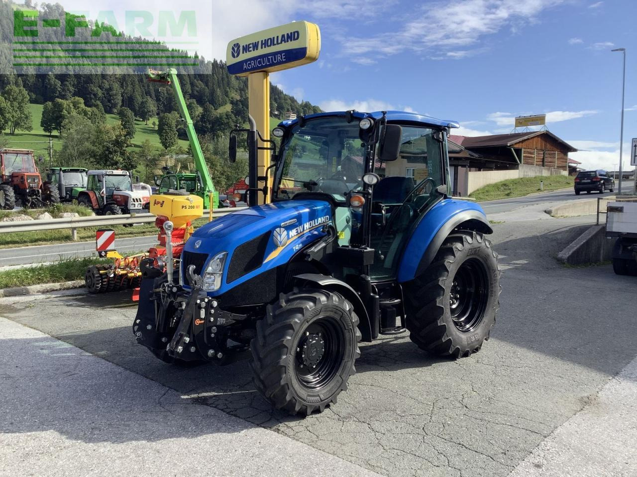 New Holland t4.75 powerstar - Traktor: gambar 1 New Holland t4.75 powerstar - Traktor: gambar 1