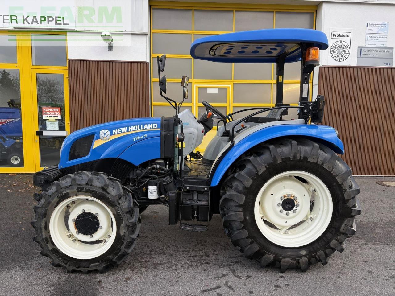New Holland t4.75s S - Traktor: gambar 2 New Holland t4.75s S - Traktor: gambar 2