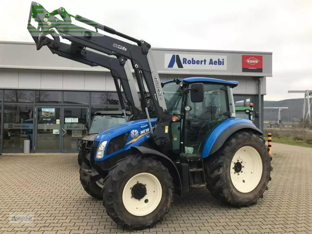 New Holland t4.85 - Traktor: gambar 5 New Holland t4.85 - Traktor: gambar 5