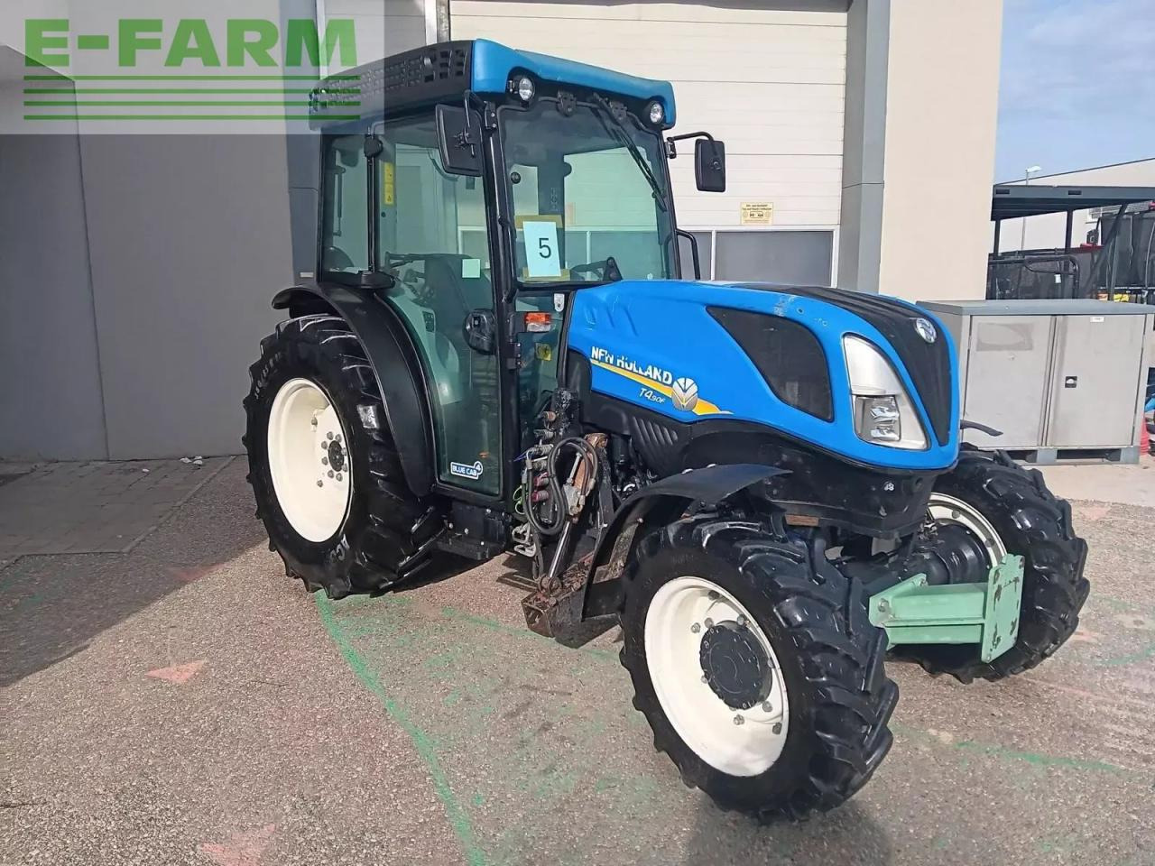 New Holland t4.90 f F - Traktor: gambar 1 New Holland t4.90 f F - Traktor: gambar 1