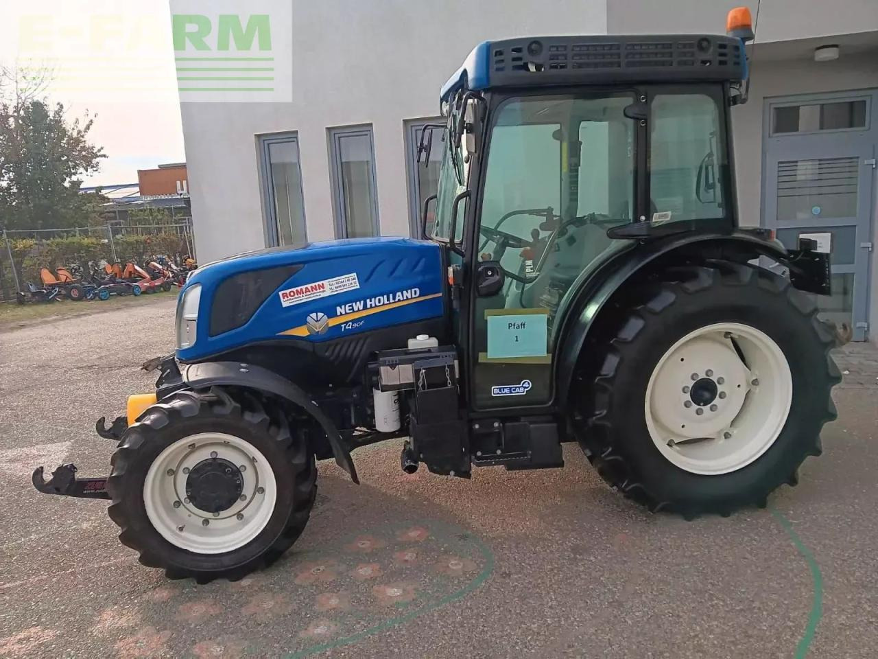 New Holland t4.90 f F - Traktor: gambar 4 New Holland t4.90 f F - Traktor: gambar 4