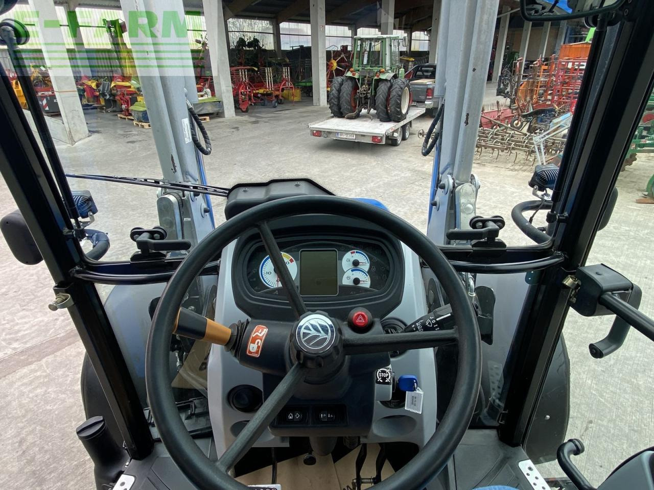 Traktor New Holland t5.105 electro command: gambar 15