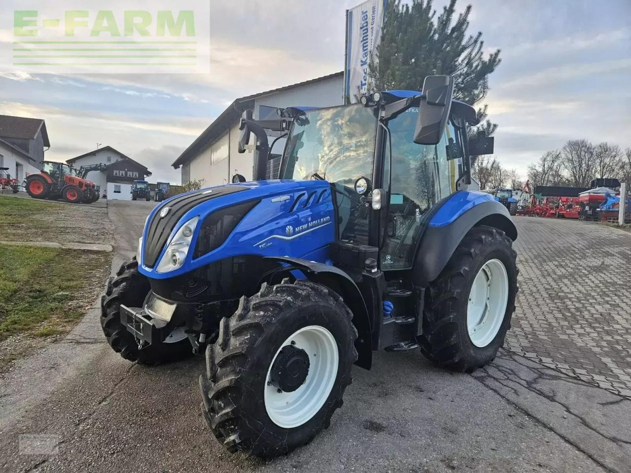 New Holland t5.120 auto command (stage v) - Traktor: gambar 1 New Holland t5.120 auto command (stage v) - Traktor: gambar 1