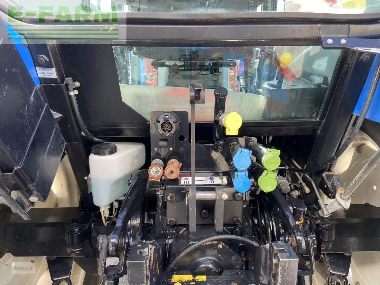 Traktor New Holland t5030: gambar 8