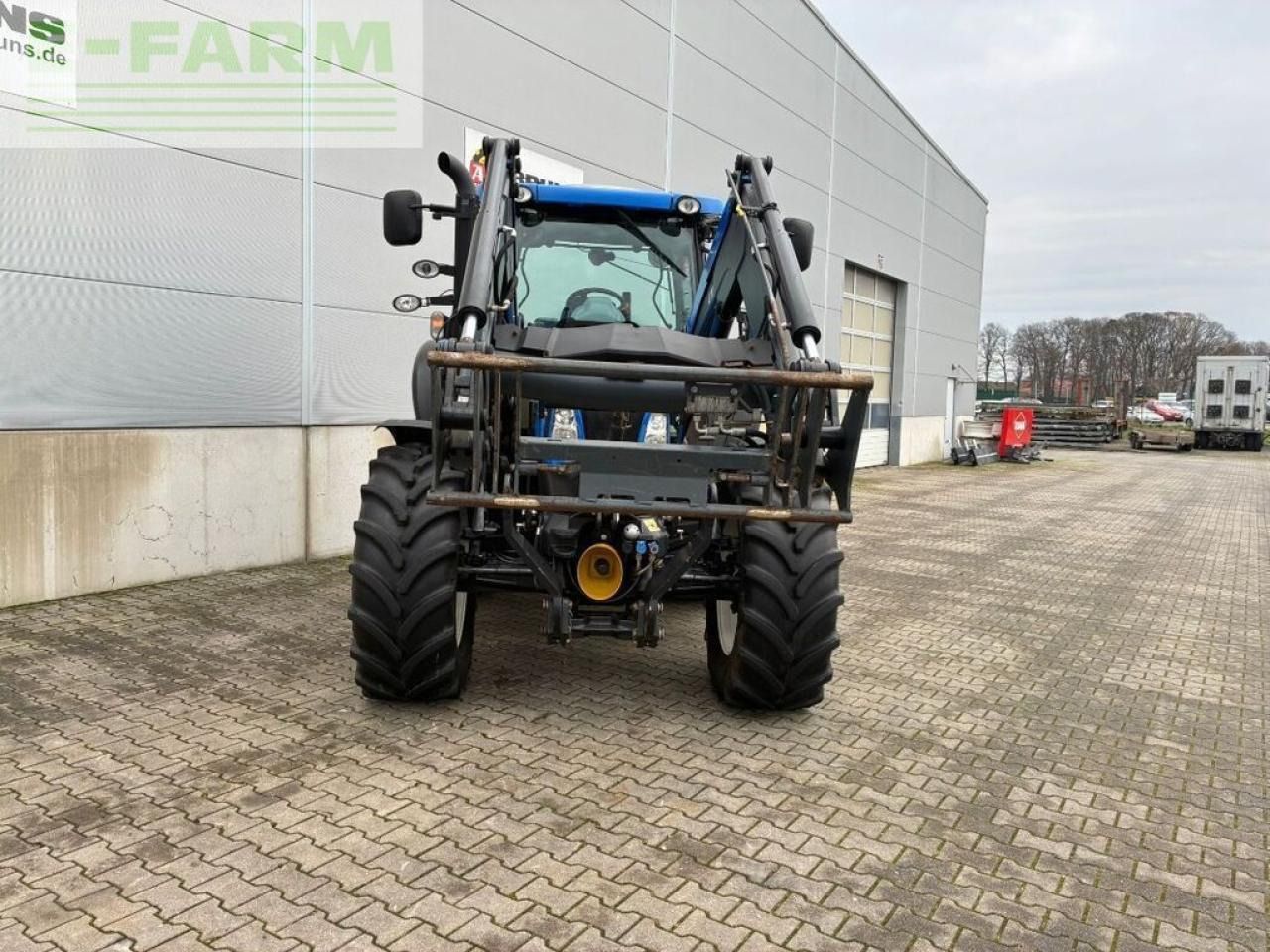 New Holland t6.140 electrocommand - Traktor: gambar 5 New Holland t6.140 electrocommand - Traktor: gambar 5