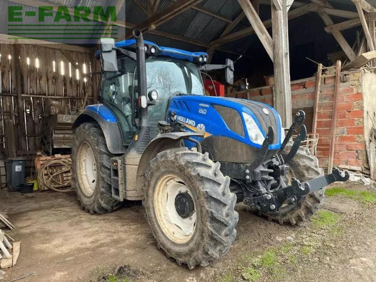 New Holland t6,145 - Traktor: gambar 2 New Holland t6,145 - Traktor: gambar 2