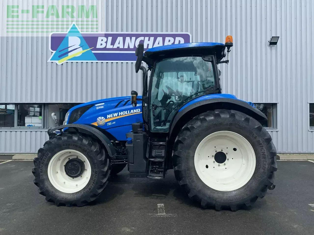 New Holland t6.145 dynamic command - Traktor: gambar 1 New Holland t6.145 dynamic command - Traktor: gambar 1