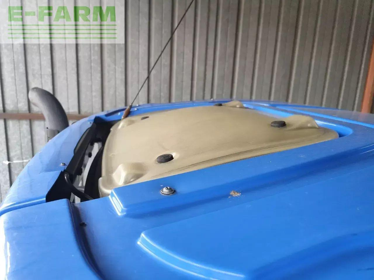 New Holland t6.165 ec - Traktor: gambar 5 New Holland t6.165 ec - Traktor: gambar 5