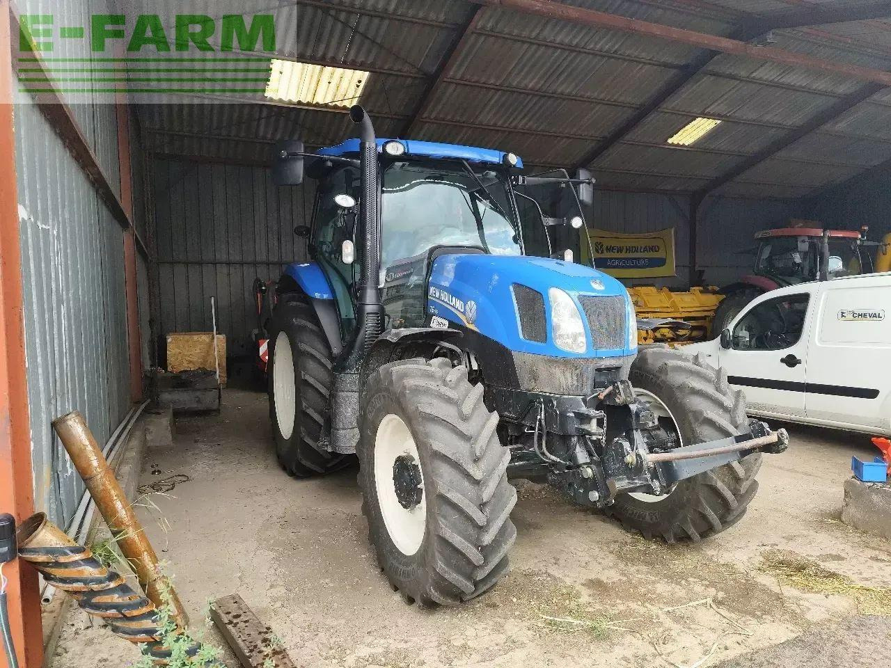New Holland t6.165 ec - Traktor: gambar 2 New Holland t6.165 ec - Traktor: gambar 2