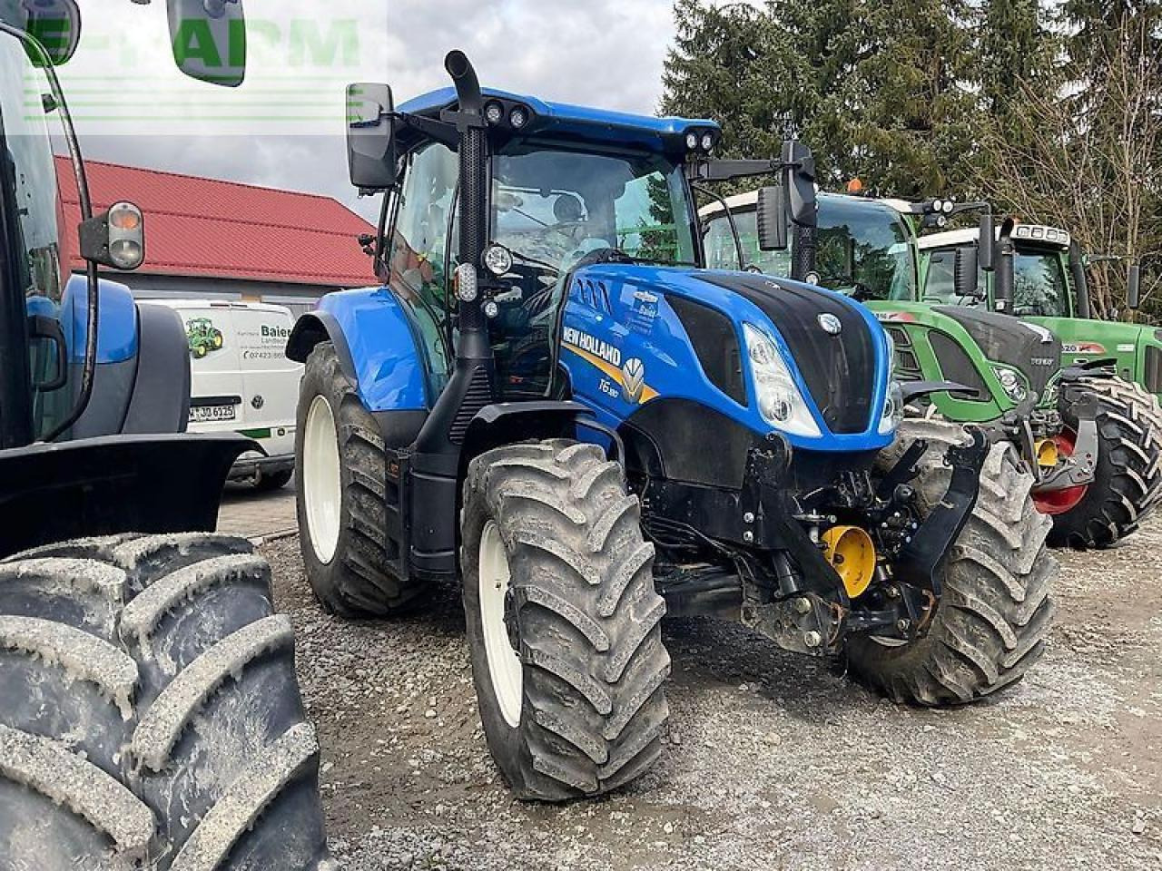 New Holland t6.180 ac - Traktor: gambar 2 New Holland t6.180 ac - Traktor: gambar 2