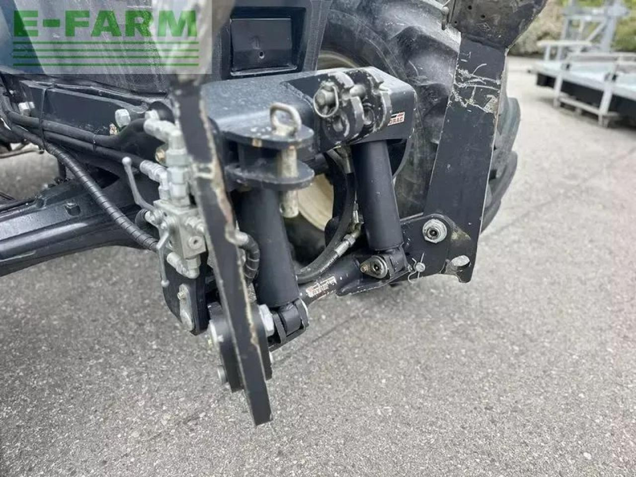 New Holland t6020 elite Elite - Traktor: gambar 5 New Holland t6020 elite Elite - Traktor: gambar 5