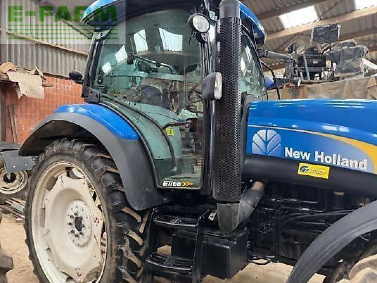 New Holland t6030 - Traktor: gambar 3 New Holland t6030 - Traktor: gambar 3
