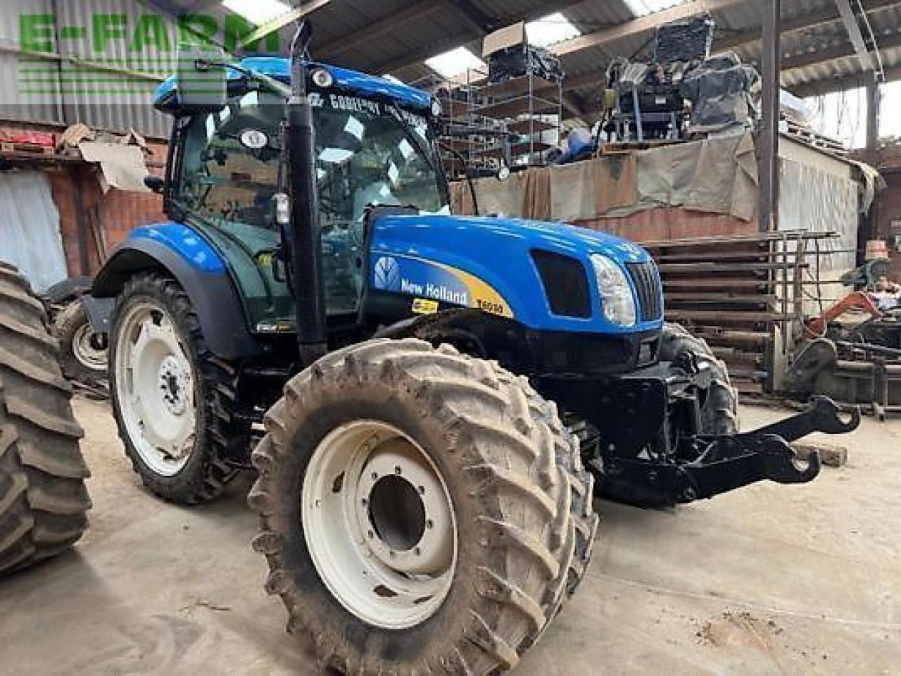 New Holland t6030 - Traktor: gambar 2 New Holland t6030 - Traktor: gambar 2