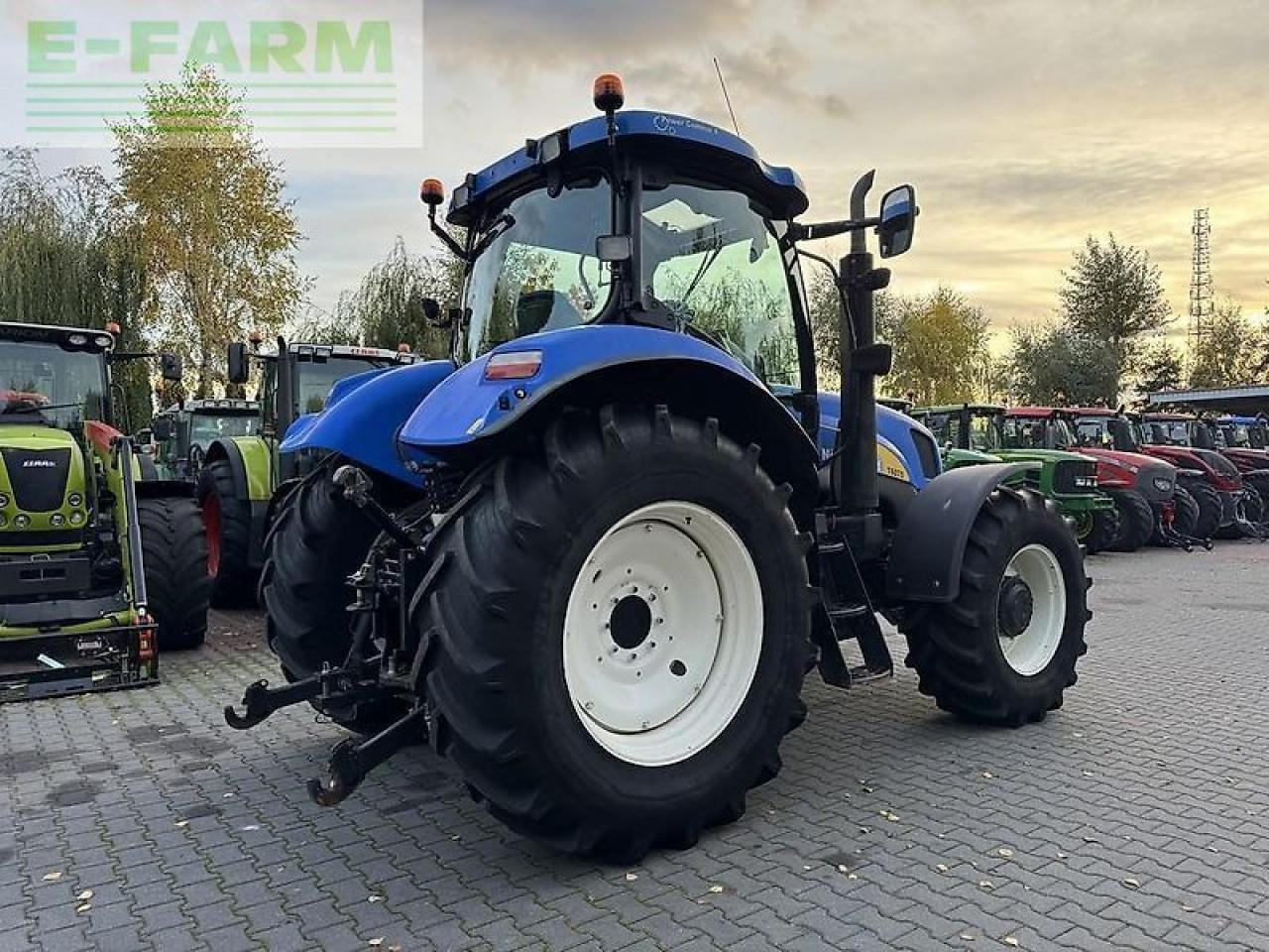 New Holland t6070 powercommand - Traktor: gambar 5 New Holland t6070 powercommand - Traktor: gambar 5