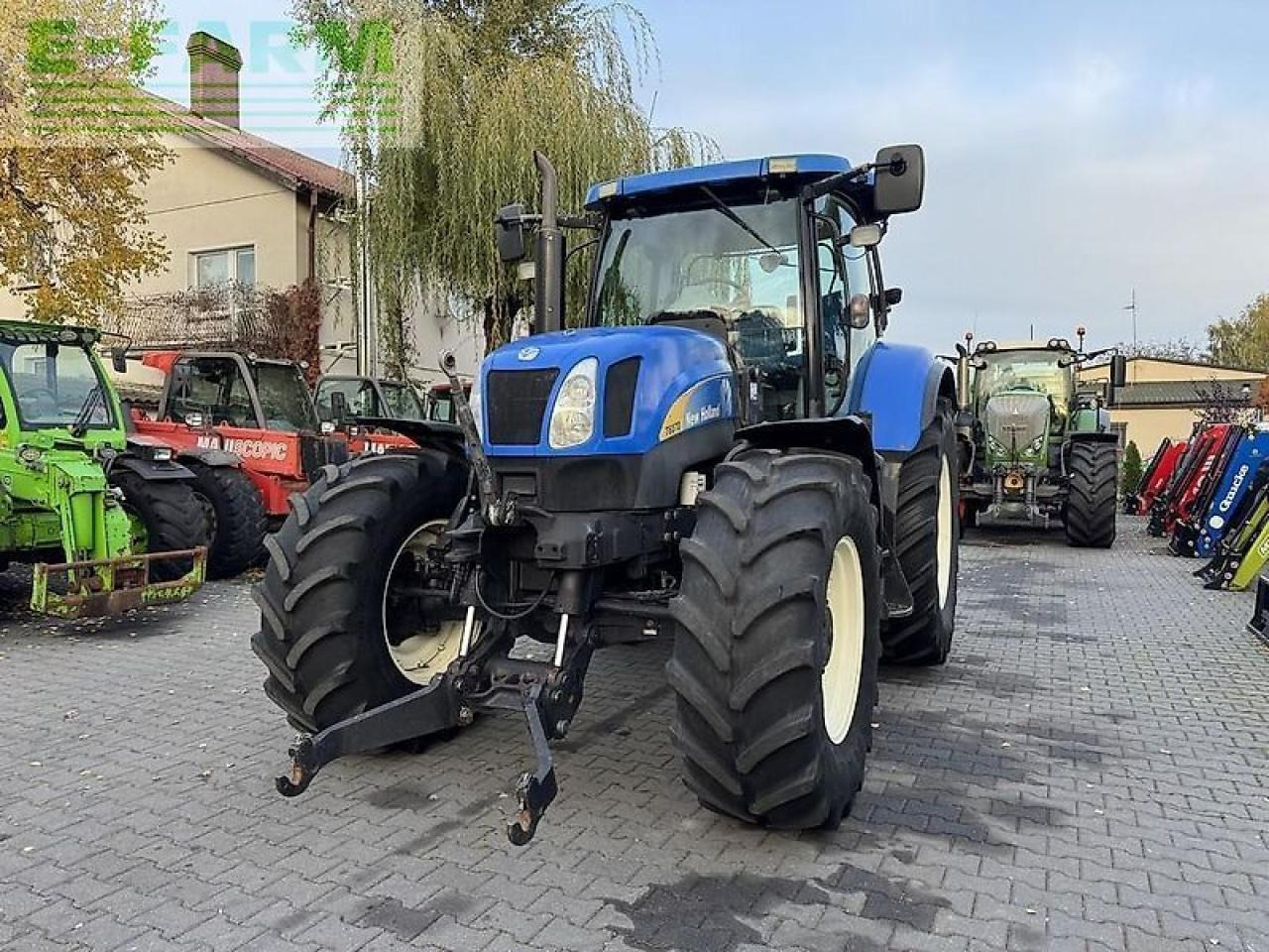 New Holland t6070 powercommand - Traktor: gambar 2 New Holland t6070 powercommand - Traktor: gambar 2
