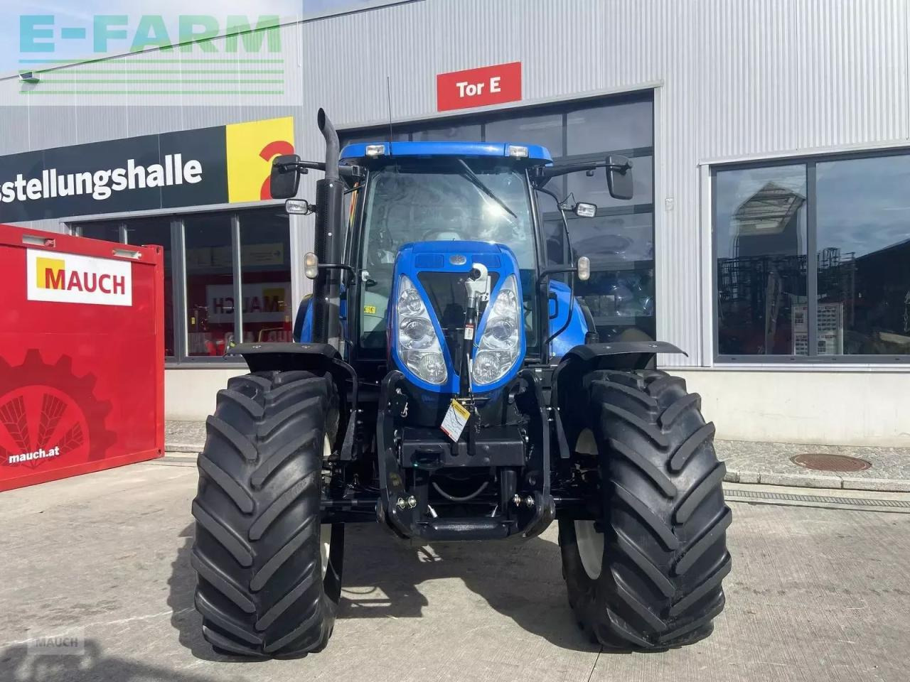 New Holland t6070 range & power command - Traktor: gambar 2 New Holland t6070 range & power command - Traktor: gambar 2