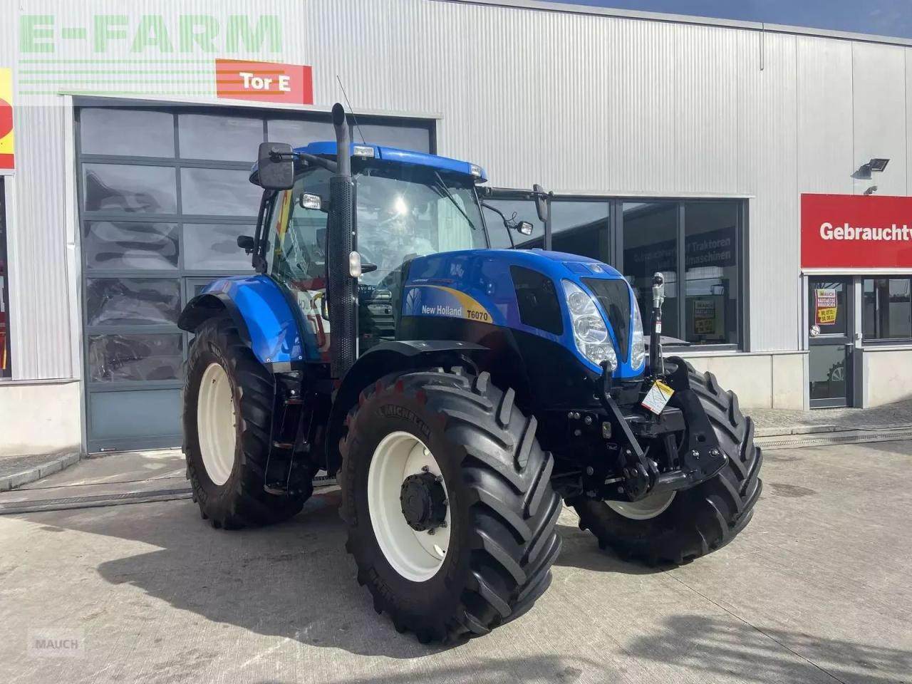 New Holland t6070 range & power command - Traktor: gambar 3 New Holland t6070 range & power command - Traktor: gambar 3