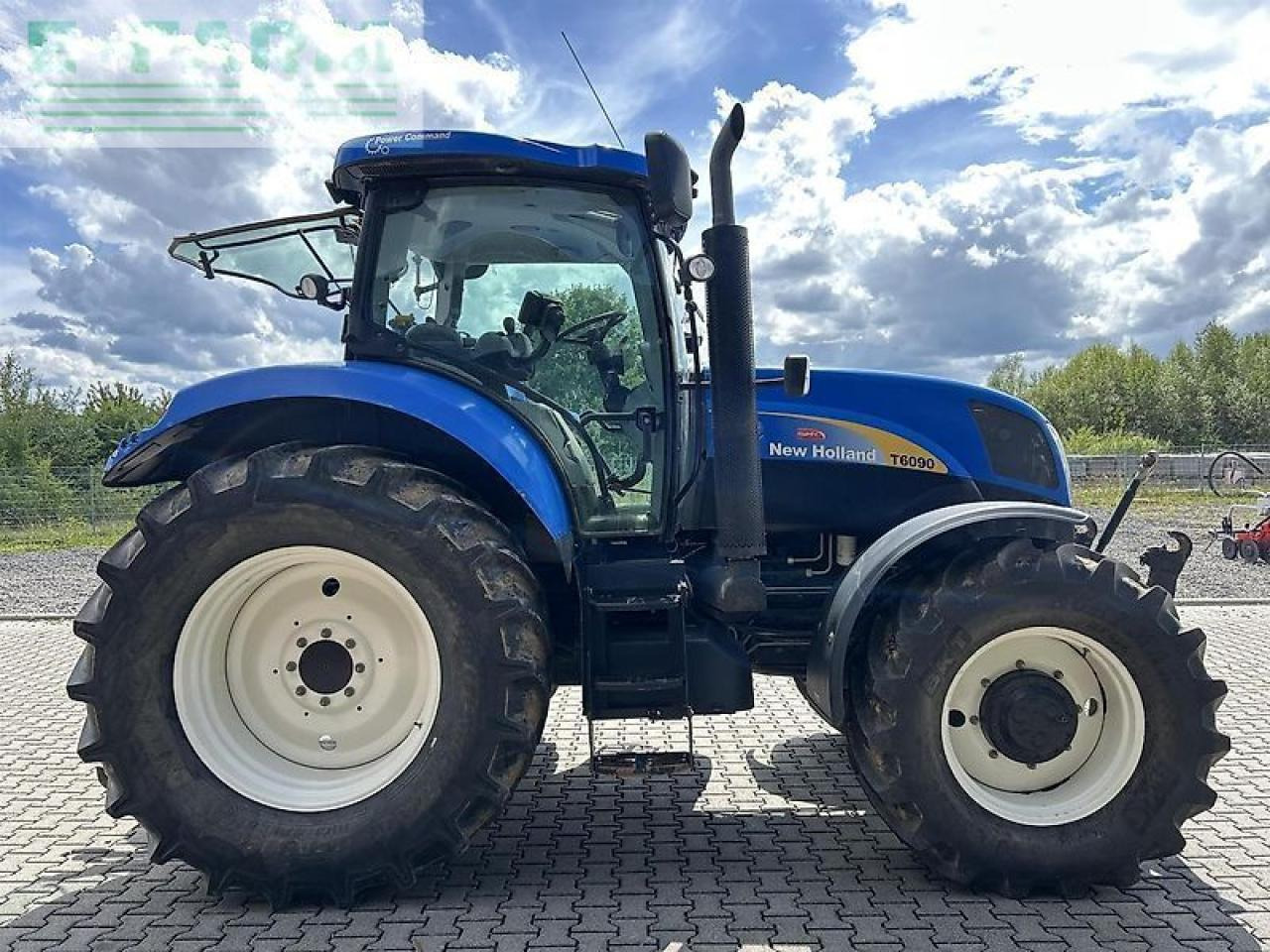 New Holland t6090 power command - Traktor: gambar 5 New Holland t6090 power command - Traktor: gambar 5