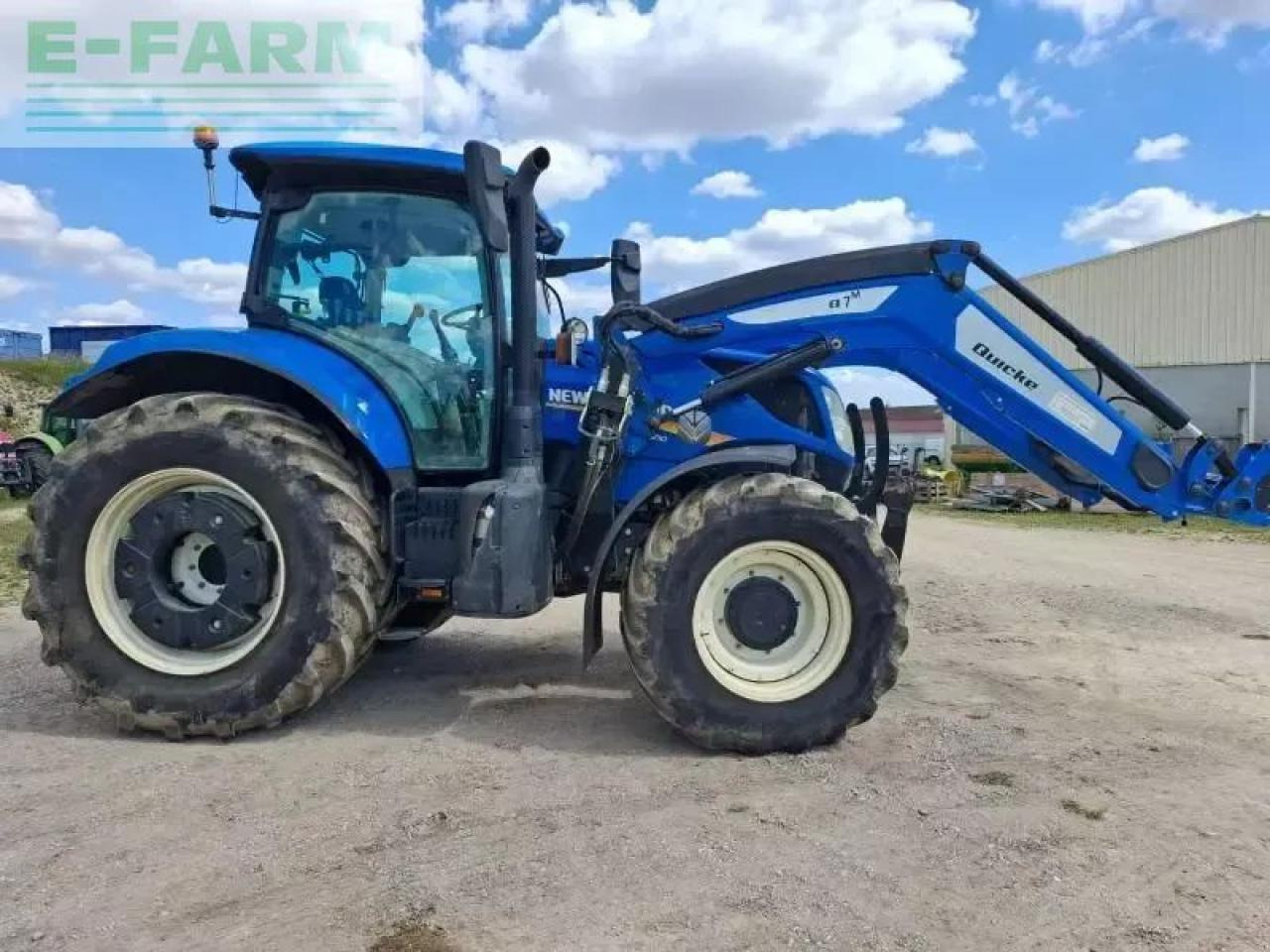 New Holland t7.210 - Traktor: gambar 3 New Holland t7.210 - Traktor: gambar 3